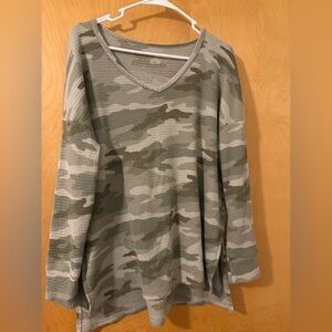 American Eagle Long sleeve